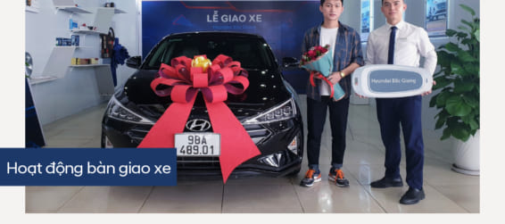 Hyundai Bắc Giang trân trọng bàn giao xe  Hyundai Elantra đến gia đình khách hàng (Anh) Nguyễn Mạnh Hùng