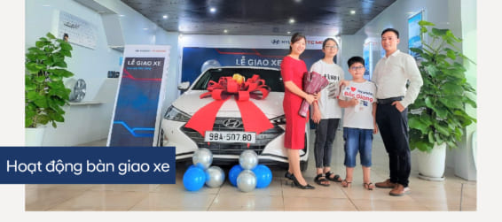Hyundai Bắc Giang trân trọng bàn giao xe  Hyundai Elantra đến gia đình khách hàng (Anh) Nguyễn Văn Thành